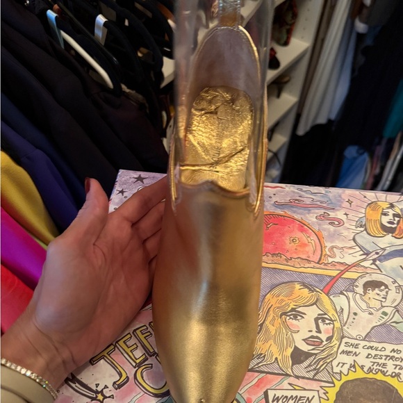 Elegant Gold Women's Heels - Picture 3 of 4